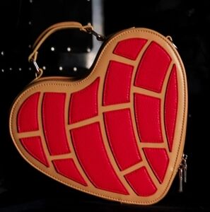 Heart-Shaped Red Concha Bag